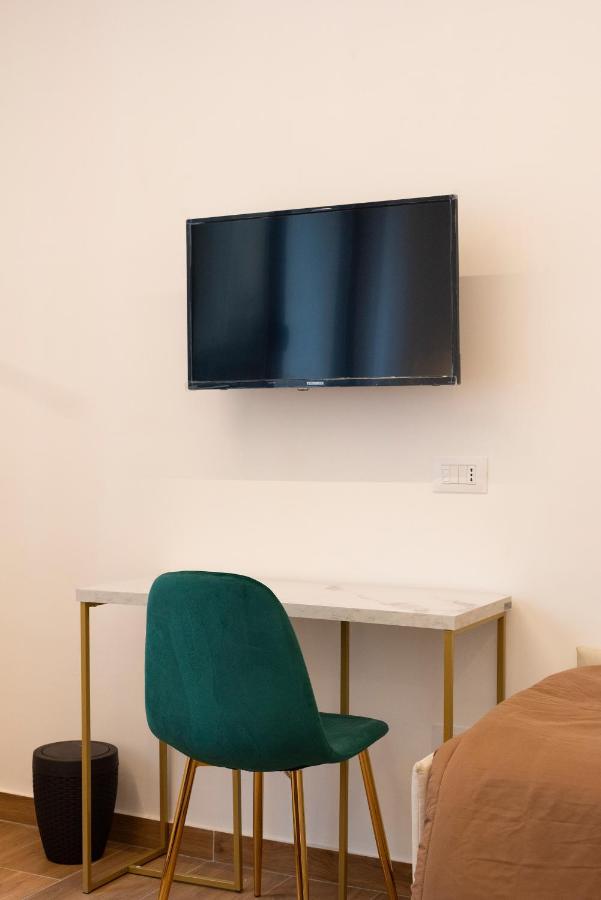 Toledo3 Hotel เนเปิลส์ ภายนอก รูปภาพ