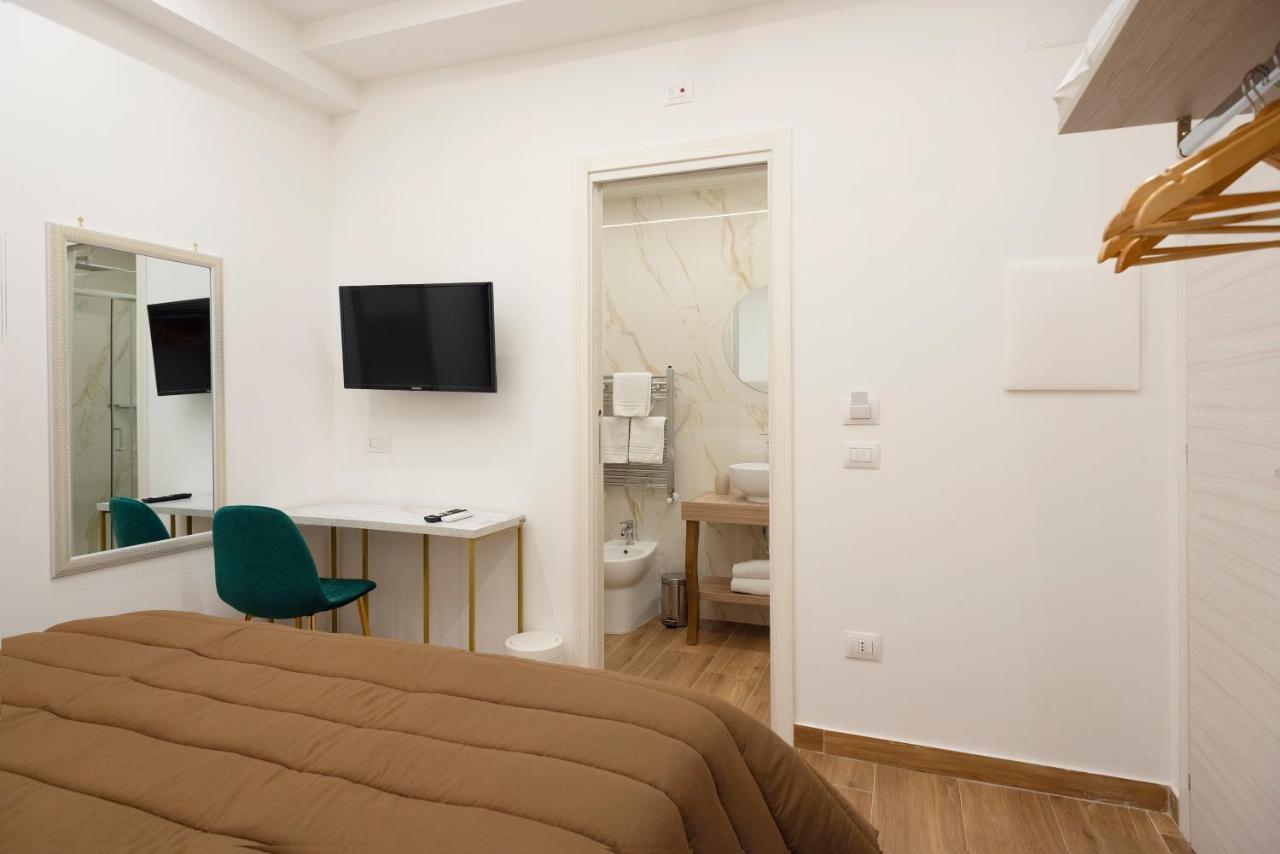 Toledo3 Hotel เนเปิลส์ ภายนอก รูปภาพ