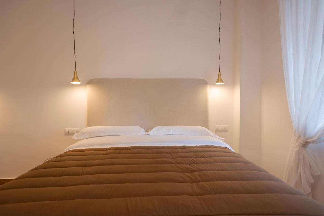 Toledo3 Hotel เนเปิลส์ ภายนอก รูปภาพ