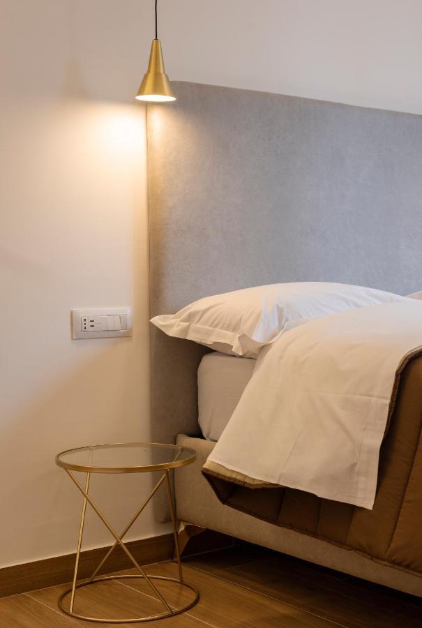 Toledo3 Hotel เนเปิลส์ ภายนอก รูปภาพ