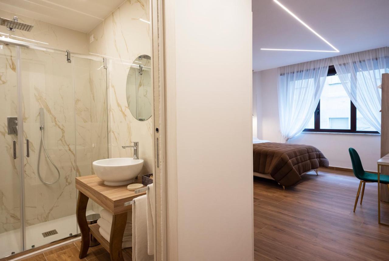 Toledo3 Hotel เนเปิลส์ ภายนอก รูปภาพ