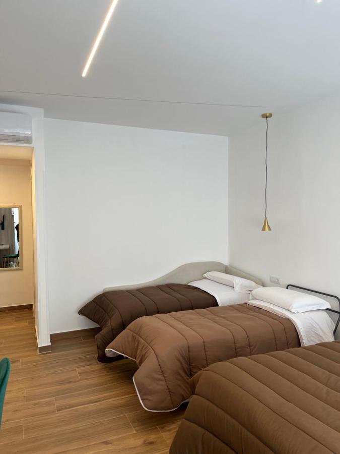 Toledo3 Hotel เนเปิลส์ ภายนอก รูปภาพ